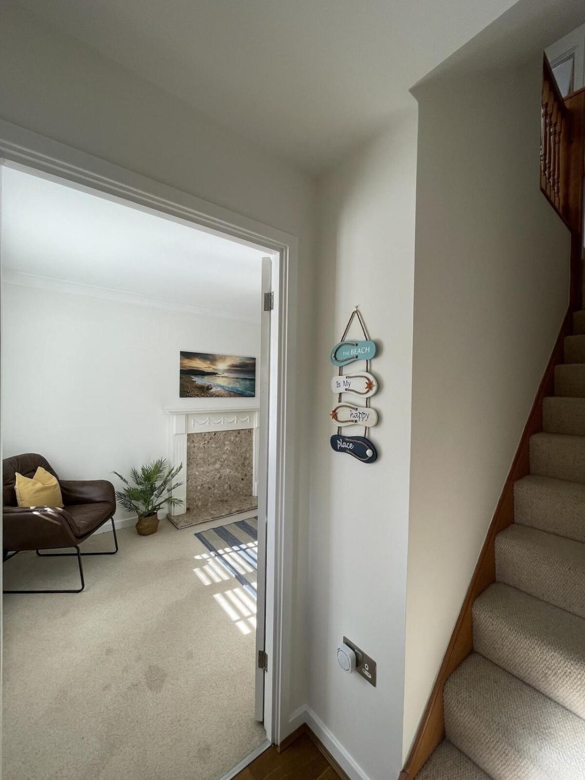 Comfortable Home W Private Parking Charlestown تشارلزتاون المظهر الخارجي الصورة